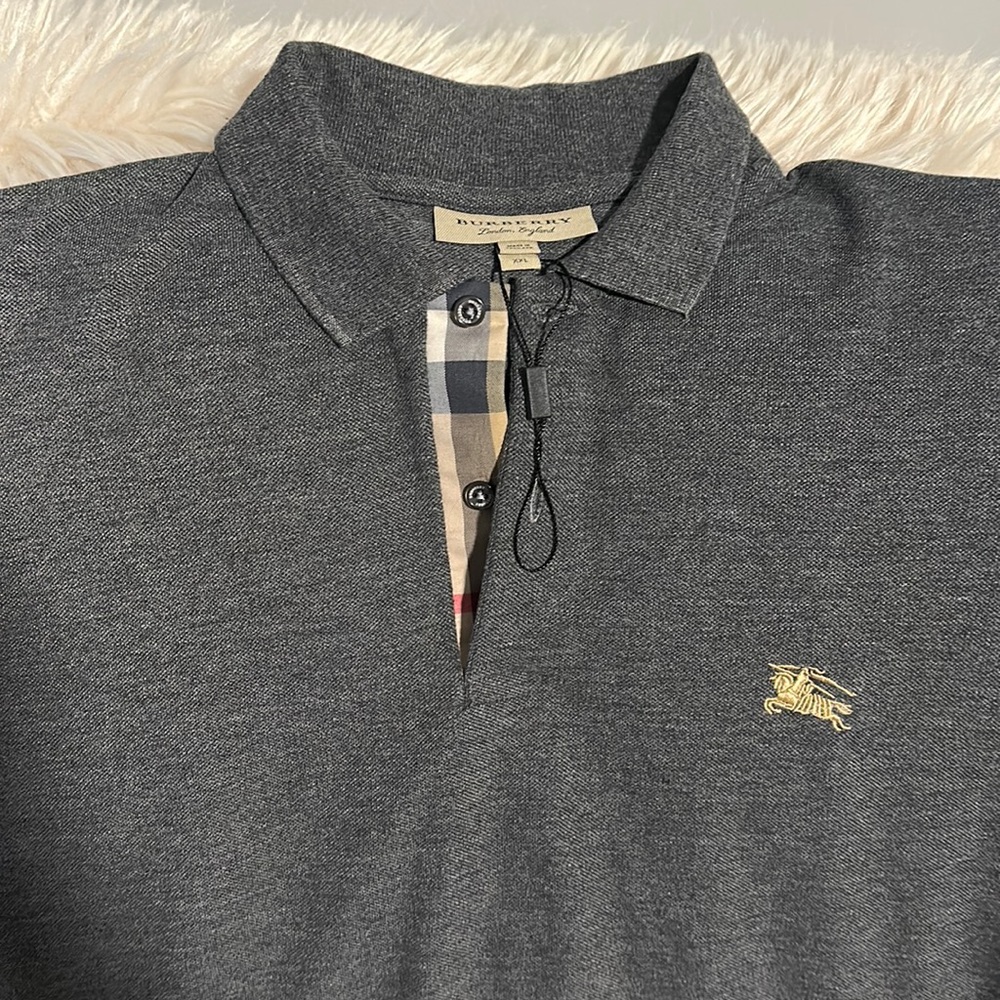Burberry polo